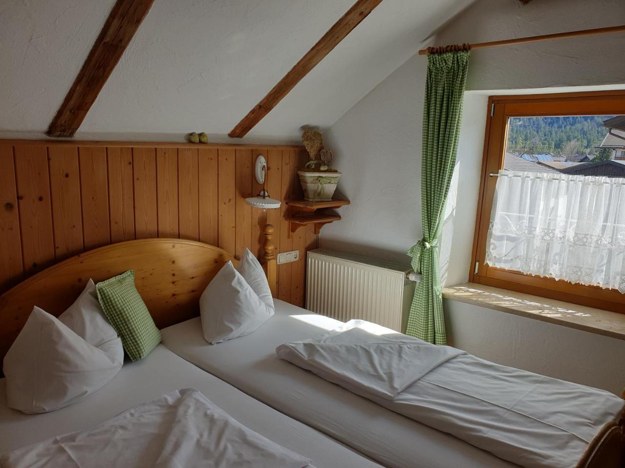 Landgasthof Kirchmayer Farchant Luaran gambar